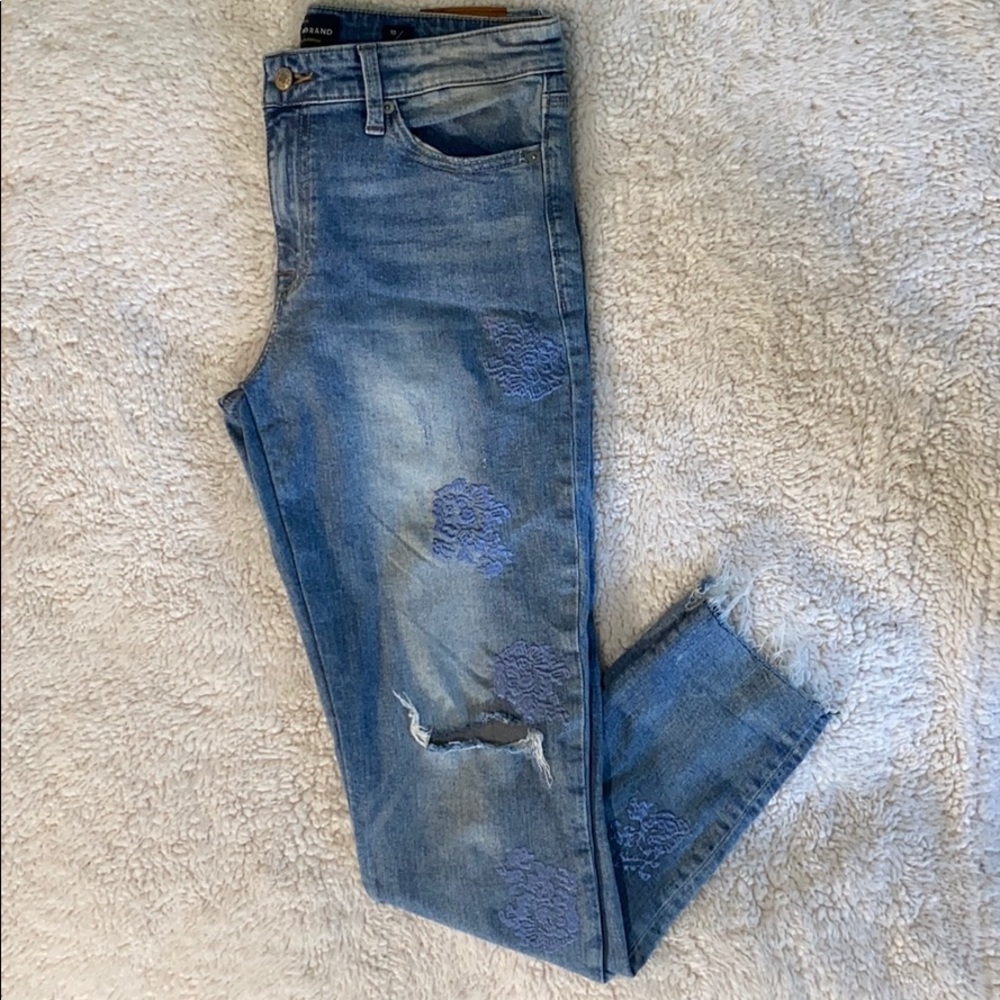 Skinny jeans by the lucky brand